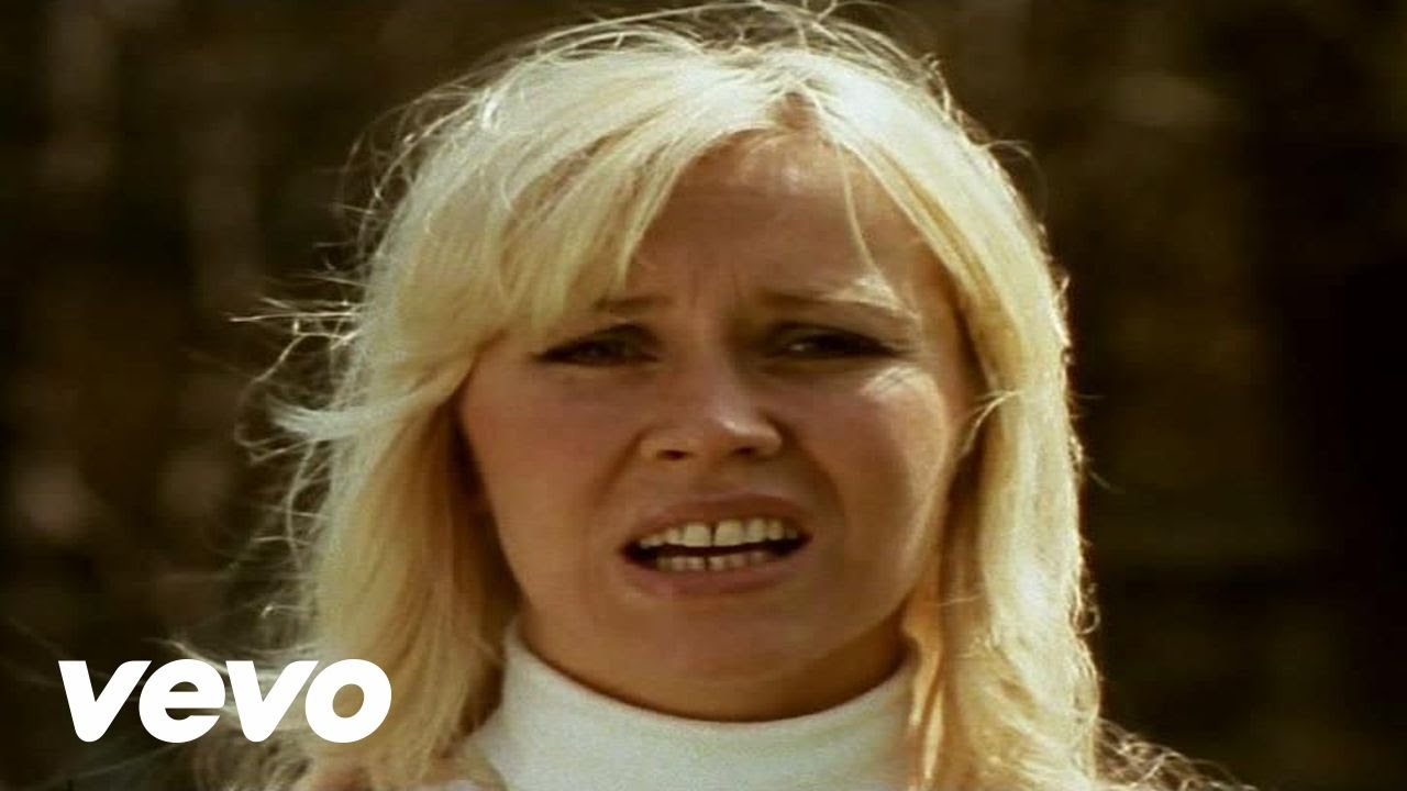 Абба обложка 1975. Концерты. Abba sos. Abba dancing queen клип. Sos песня abba.
